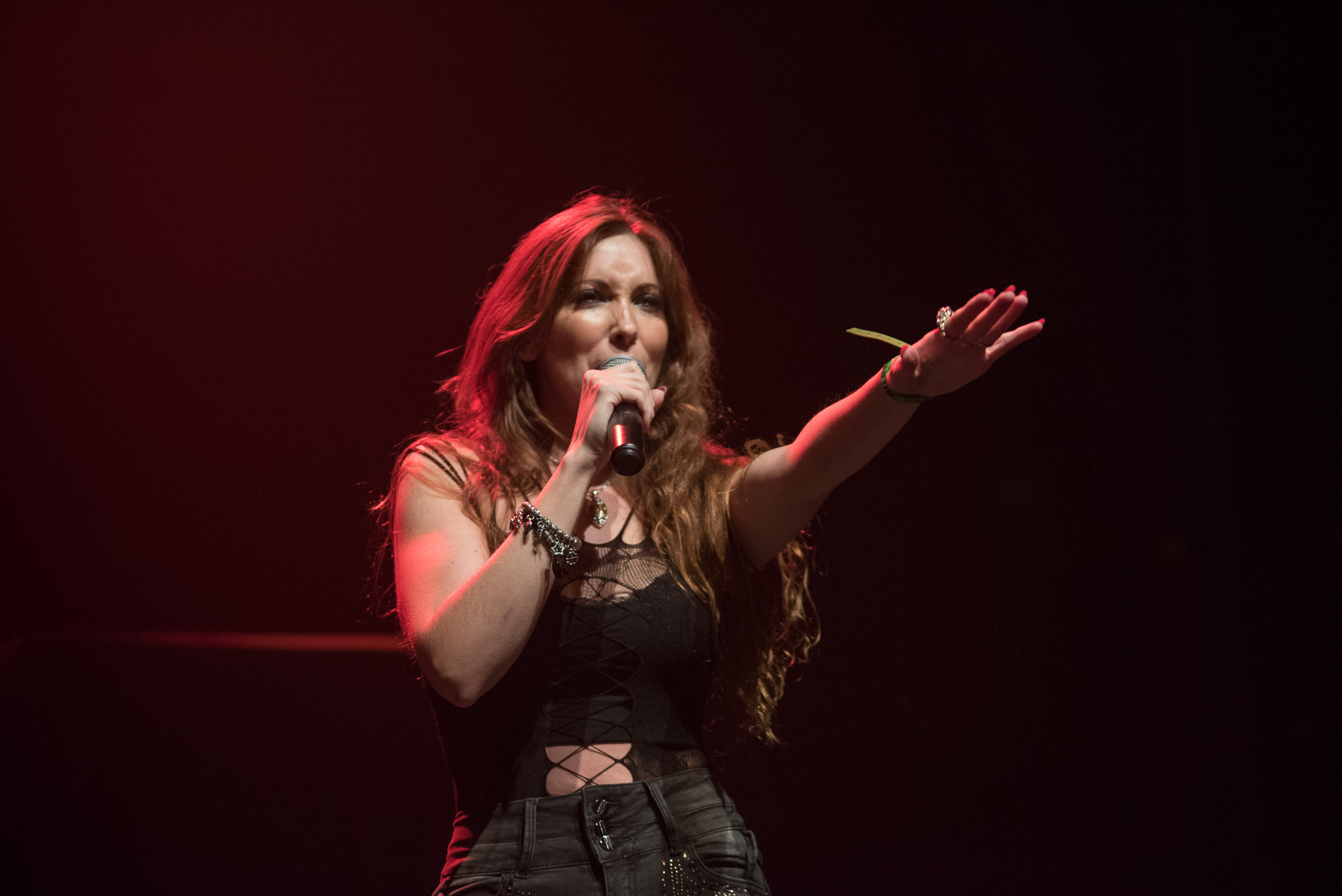 Vuur + Delain  -  19 Mayo 2019